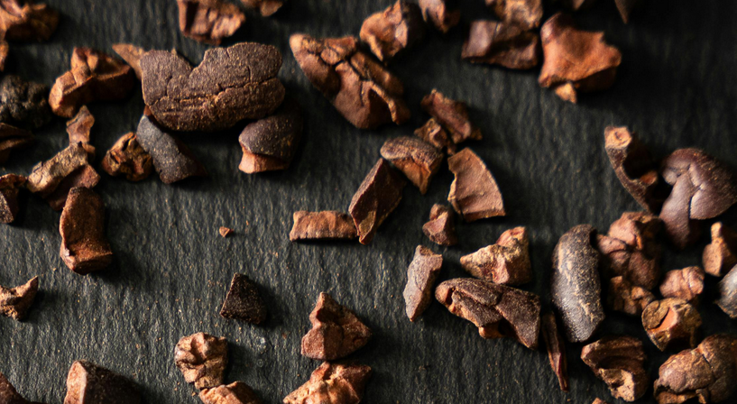 Why Nutrition Coaches Recommend Organic Raw Cacao Nibs for Healthy Cravings